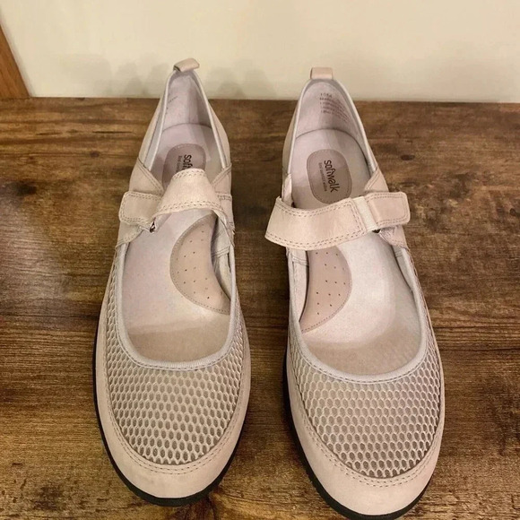 Softwalk Hadley Women's Sz 10M Mary Jane Flat Sand Hook & Loop EUC - Picture 1 of 8
